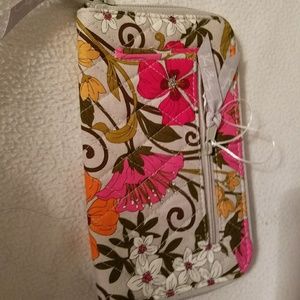NWT Vera Bradley Zip Around Wallet in Tea Garden
